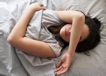 為什麼我們睡覺時經常感到很悶熱？